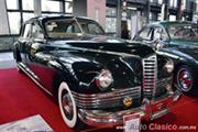 Calificación de 1947 Packard Custom Super Clipper Limosina 8 cilindros en línea de 356ci con 165hp - Retromobile 2017