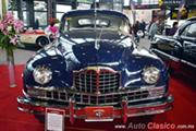 Calificación de 1949 Packard Sedanette 8 cilindros en línea de 288ci con 135hp - Retromobile 2017