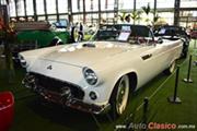 1955 Ford Thunderbird. Motor V8 312ci que desarrolla 198hp - Retromobile 2018's Rating