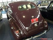 Calificación de Ford Deluxe 1940 - Salón Retromobile FMAAC México 2015