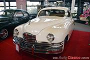 Calificación de 1949 Packard Sedanette 8 cilindros en línea de 288ci con 135hp - Retromobile 2017