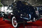 1940 Packard One Twenty 8 cilindros en línea de 282ci con 120hp - Retromobile 2017's Rating