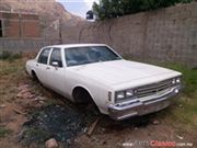 Chevrolet impala 1980 por piezas ... cel...