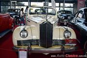 Calificación de 1942 Packard One Ten 6 cilindros en línea de 245ci con 105hp - Retromobile 2017