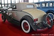 Calificación de 1932 Packard Coupe Super Eight, 8 cilindros en línea de 385ci con 135hp - Retromobile 2017