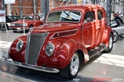 Calificación de 1937 Ford Sedan Four Doors - Museo Temporal del Auto Antiguo Aguascalientes