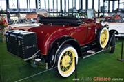 Calificación de 1928 Ford A Roadster. Motor 4L de 201ci que desarrolla 40hp. Uno de los primeros Ford A - Retromobile 2018