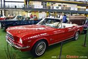 1965 Ford Mustang. Motor V8 de 289ci que desarrolla 210hp. - Retromobile 2018's Rating