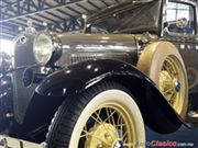 Calificación de Ford A Sedan 1931 - Salón Retromobile FMAAC México 2015