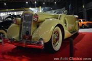 Calificación de 1936 Packard Super Eight, 8 cilindros en línea de 320ci con 130hp. - Retromobile 2017