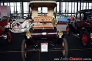 1904 Olvera Runabout fabricado en México con un motor de 1 cilindro. Basado en el Oldsmobile de esa época por el maestro Olvera de Santa María Huitzilac, Morelos. - Retromobile 2017's Rating