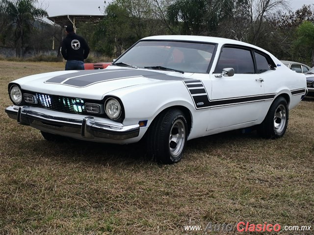 1975 Ford Maverick - Día Nacional del Auto Antiguo Monterrey 2019