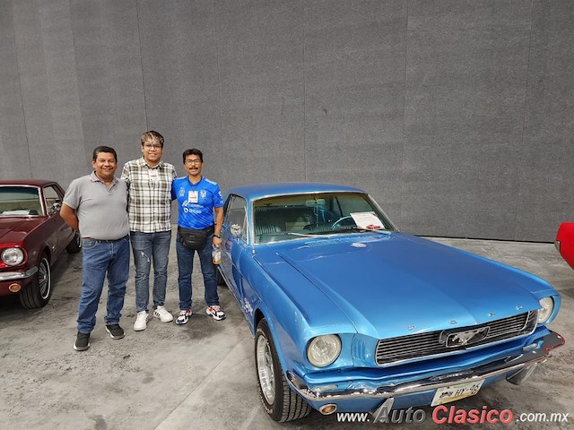 1966 Mustang Hard top 66 - Desfile Monterrey Día Nacional del Auto Antiguo