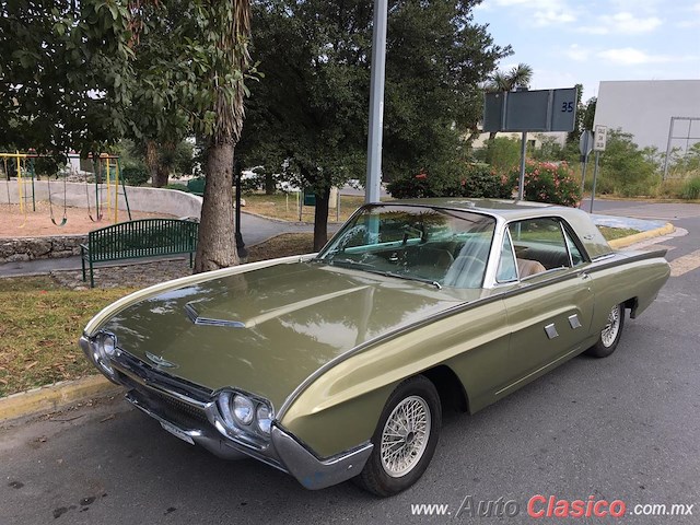 1963 Ford Thunderbird - Desfile Monterrey Día Nacional del Auto Antiguo