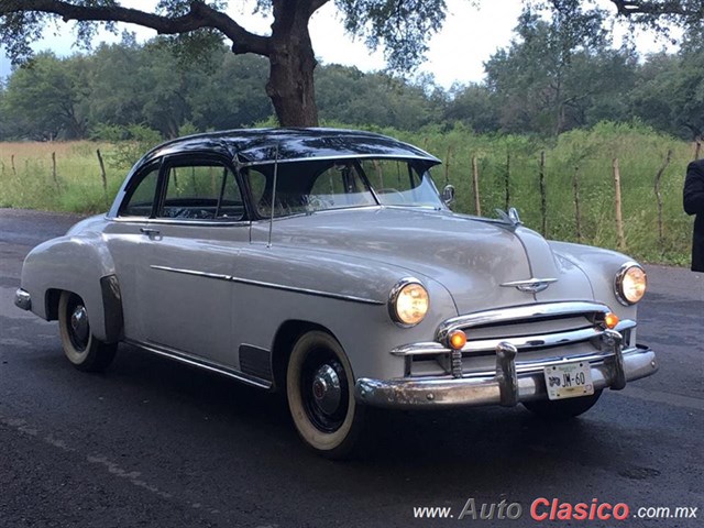 1949 chevrolet sedan - Día Nacional del Auto Antiguo Monterrey 2019