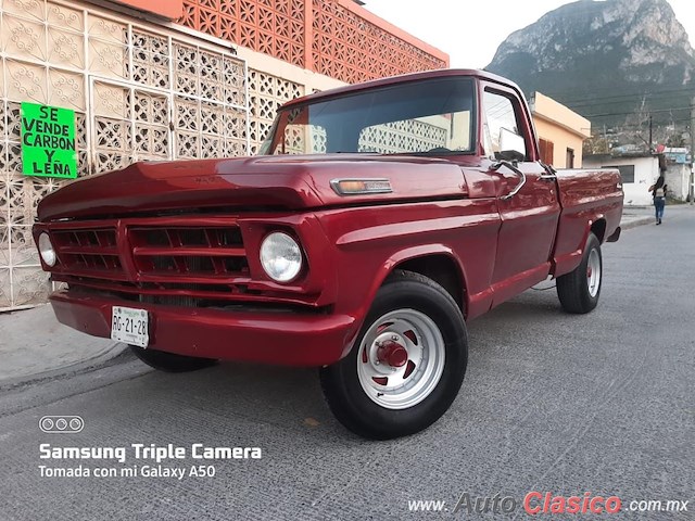 1971 Ford Custom - Desfile Monterrey Día Nacional del Auto Antiguo