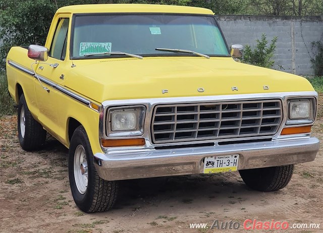 1978 Ford F100 - Desfile Monterrey Día Nacional del Auto Antiguo