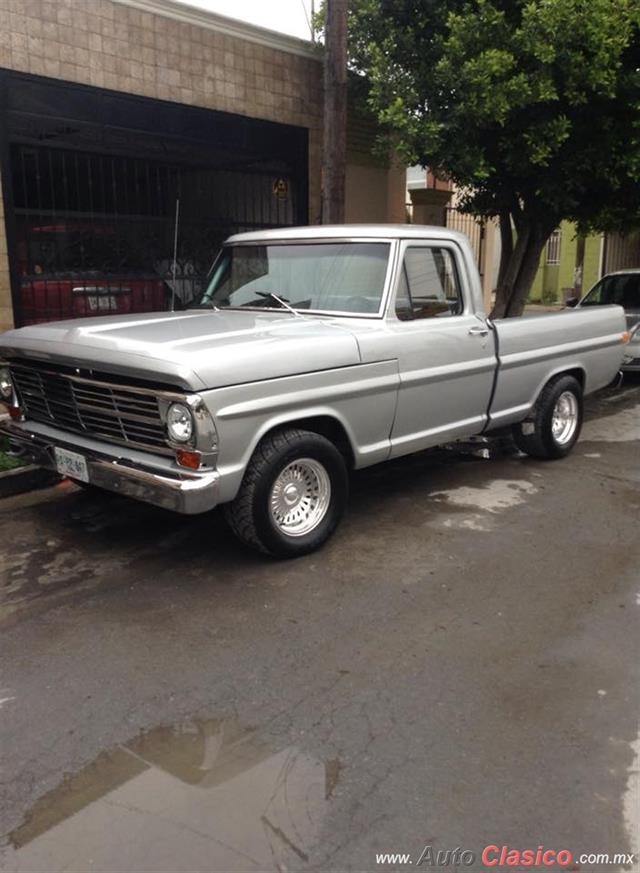 1969 Ford Ford F-100 - Día Nacional del Auto Antiguo Monterrey 2018