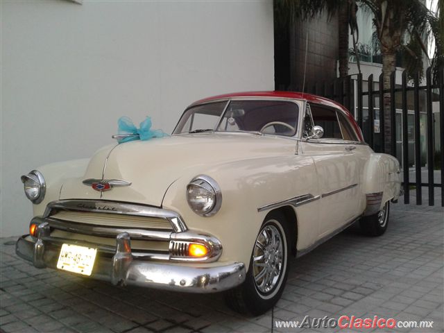 1951 Chevrolet Styleline DeLuxe 2d sedan hard top - 24 Aniversario Museo del Auto de Monterrey