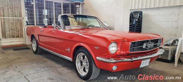 1965 Ford Mustang - Desfile Monterrey Día Nacional del Auto Antiguo