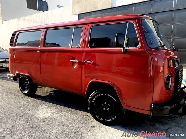 1990 Volkswagen Combi - Desfile Monterrey Día Nacional del Auto Antiguo