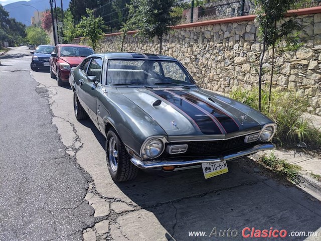 1977 Ford Maverick - Desfile Monterrey Día Nacional del Auto Antiguo