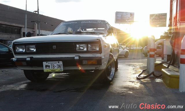 1983 Datsun 180j de lujo - Día Nacional del Auto Antiguo Monterrey 2018