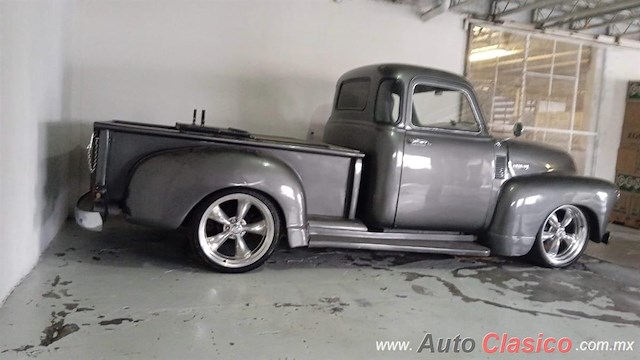 1954 Chevrolet 3100 - Desfile Monterrey Día Nacional del Auto Antiguo