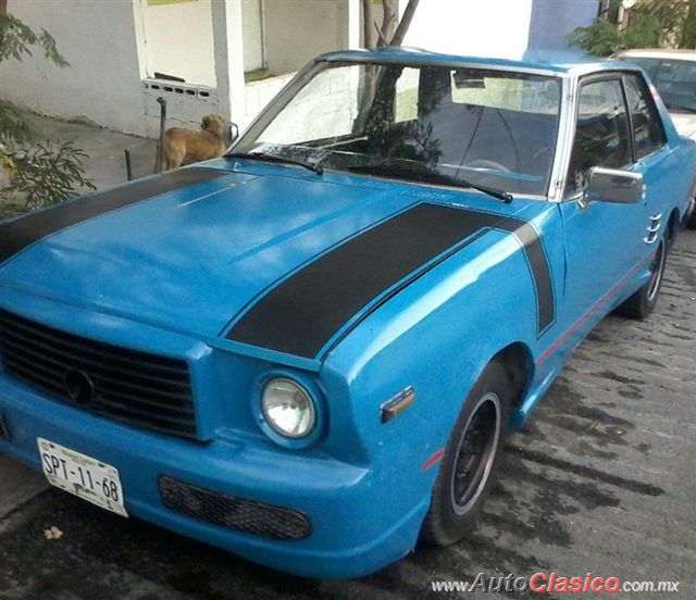 1981 nissan datsun sedan - 24 Aniversario Museo del Auto de Monterrey