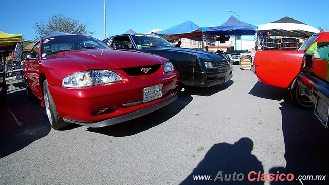 1998 ford 1998 - Día Nacional del Auto Antiguo Monterrey 2019