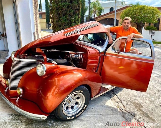 1939 Chevrolet Master de luxe - Desfile Monterrey Día Nacional del Auto Antiguo