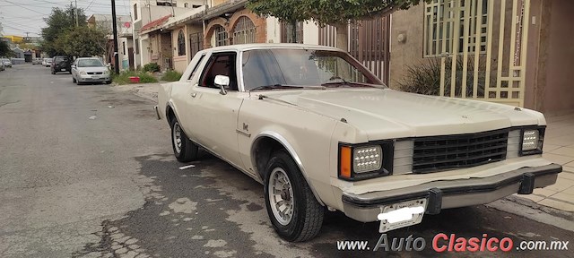 1980 Dodge Dart - Desfile Monterrey Día Nacional del Auto Antiguo