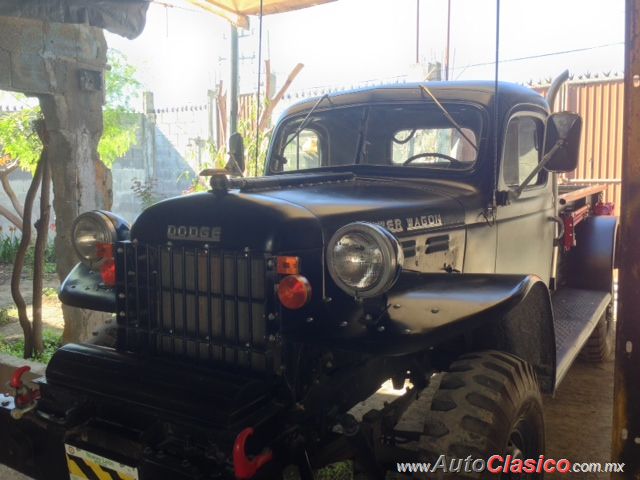 1969 Dodge Power Wagon - 24 Aniversario Museo del Auto de Monterrey