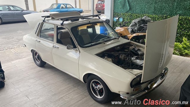 76 Renault R12 - Desfile Monterrey Día Nacional del Auto Antiguo