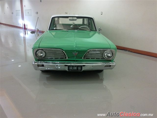 1966 PLYMOUTH VALIANT - 24 Aniversario Museo del Auto de Monterrey