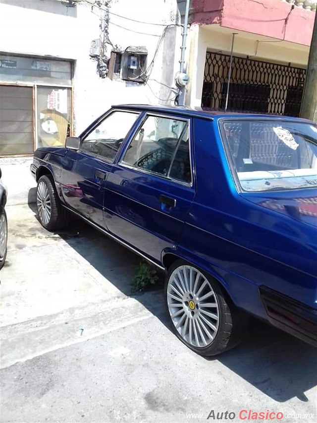 1986 RENAULT ALIANCE - Desfile Monterrey Día Nacional del Auto Antiguo