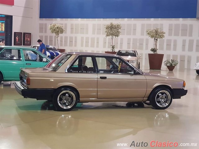 1991 Nissan Tsuru2 - Desfile Monterrey Día Nacional del Auto Antiguo