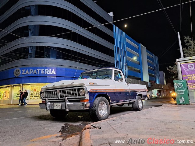 1970 Ford Ranger XLT - Desfile Monterrey Día Nacional del Auto Antiguo