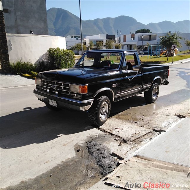 1987 Ford F150 - Día Nacional del Auto Antiguo Monterrey 2019