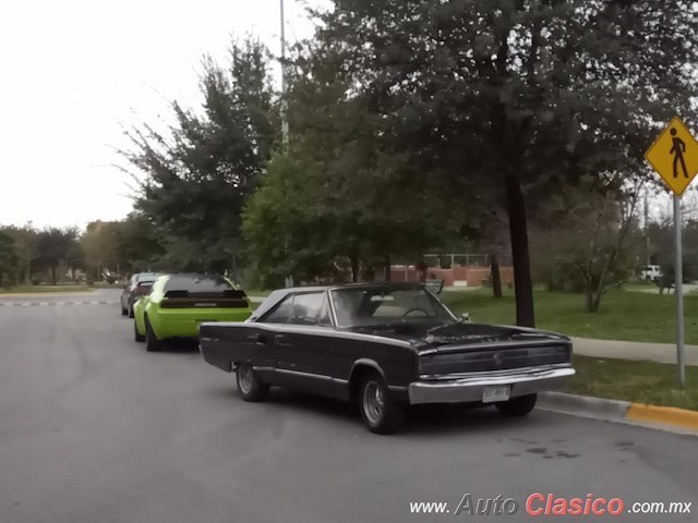 1967 Dodge Coronet - Desfile Monterrey Día Nacional del Auto Antiguo