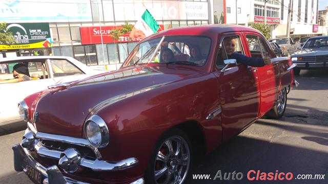 1951 Ford Custom - Día Nacional del Auto Antiguo Monterrey 2018