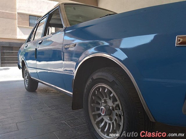 1984 Nissan Datsun - Desfile Monterrey Día Nacional del Auto Antiguo