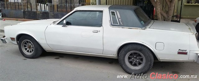 1981 Chrysler LeBaron - Desfile Monterrey Día Nacional del Auto Antiguo