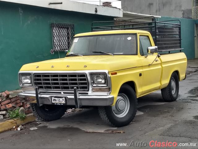 1975 Ford F100 - Día Nacional del Auto Antiguo Monterrey 2018