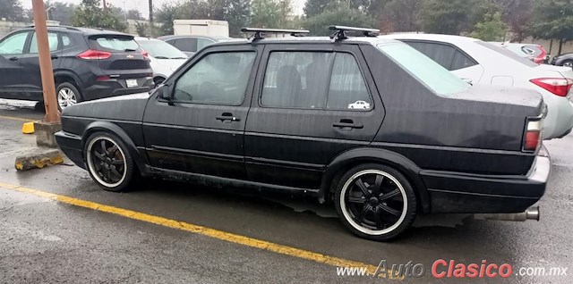 1991 Volkswagen jetta - Desfile Monterrey Día Nacional del Auto Antiguo