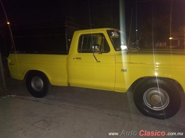 1975 Ford F100 - Día Nacional del Auto Antiguo Monterrey 2018