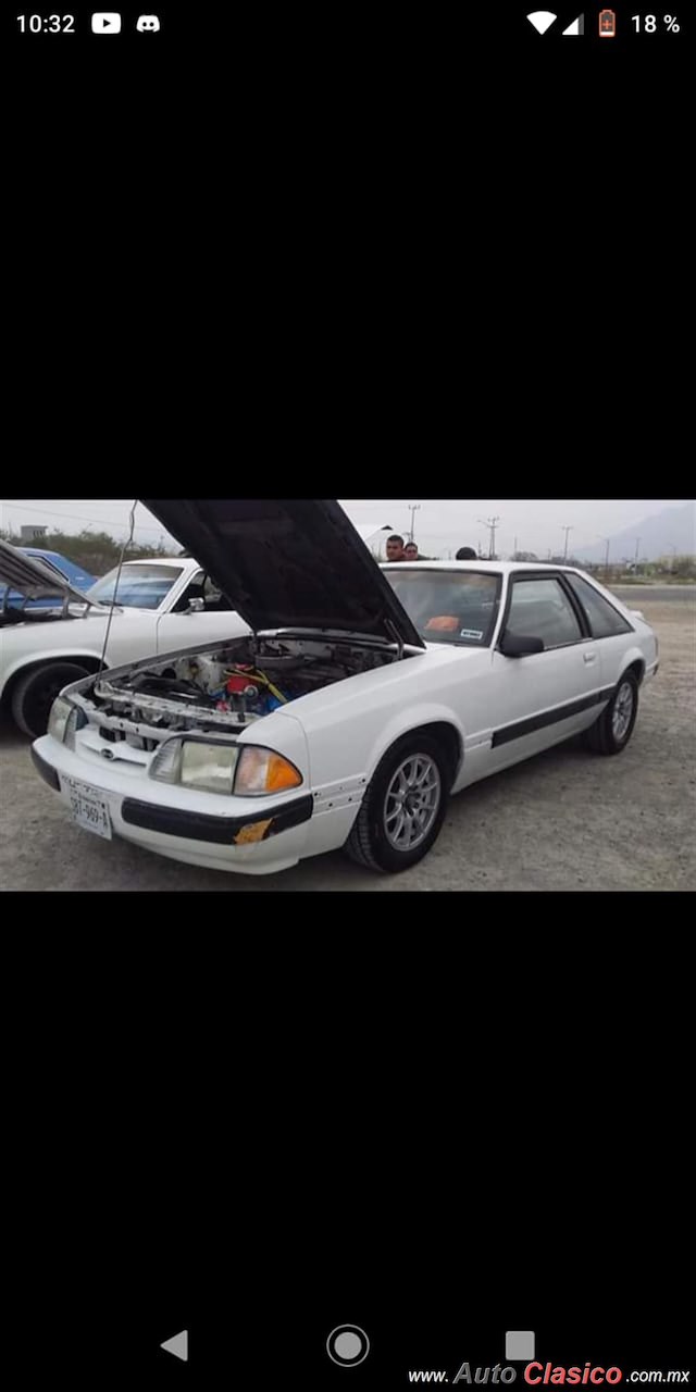 1989 Ford Mustang fox - Desfile Monterrey Día Nacional del Auto Antiguo