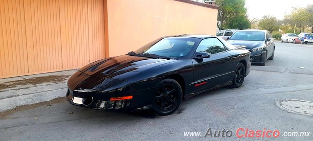 1996 Pontiac Trans am lt1 v8 - Desfile Monterrey Día Nacional del Auto Antiguo