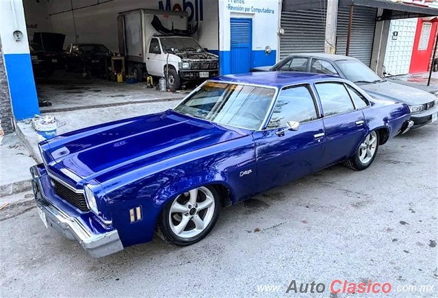 1981 Chevrolet Malibu - Desfile Monterrey Día Nacional del Auto Antiguo