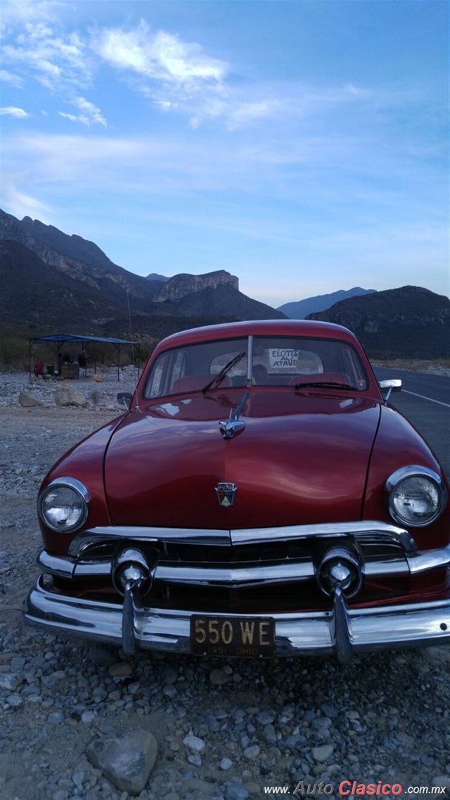 1951 Ford Custom - Día Nacional del Auto Antiguo Monterrey 2019